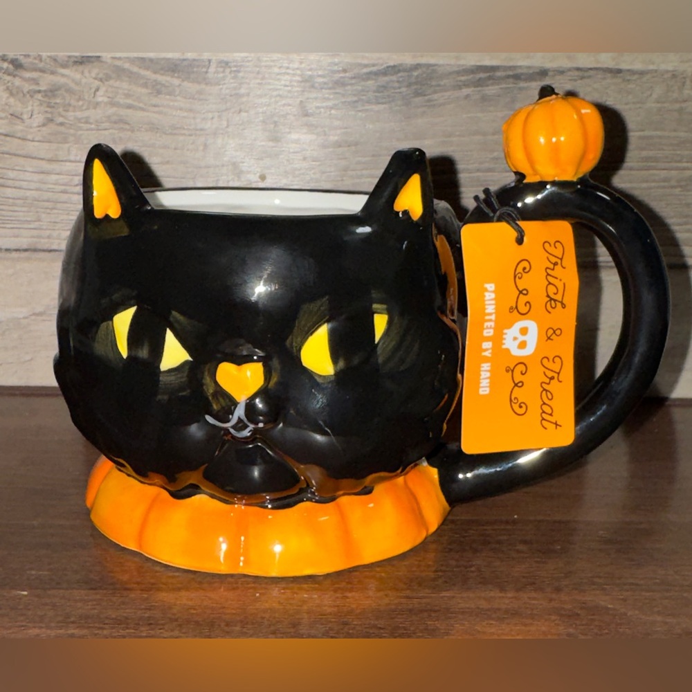 🥰 Halloween Black Cat 🐈‍⬛ Shaped Mug with Orange Pumpkin 🎃 Handle Hand Painted